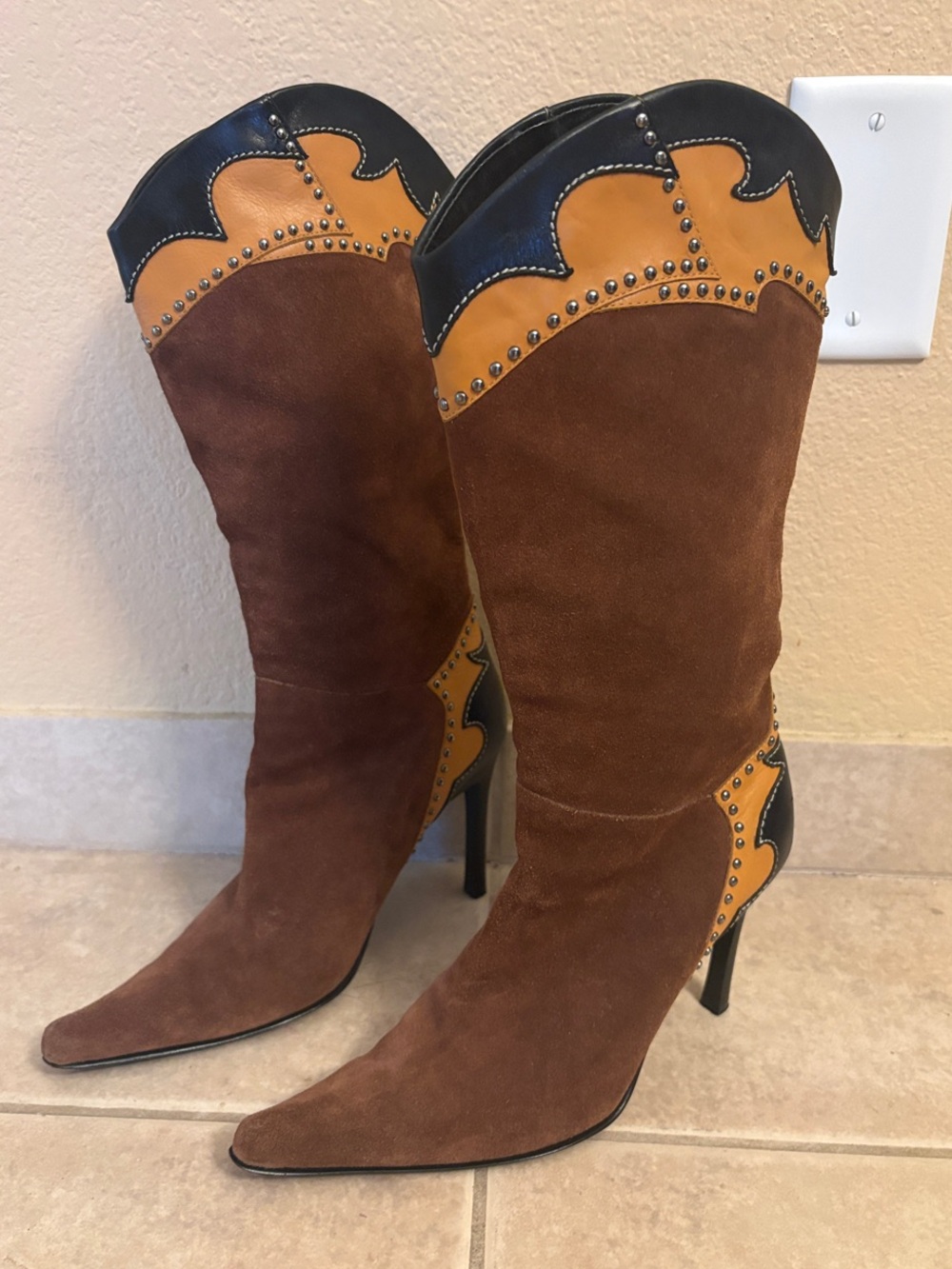 Women’s Brown Suede Western-Style High Heel Boots